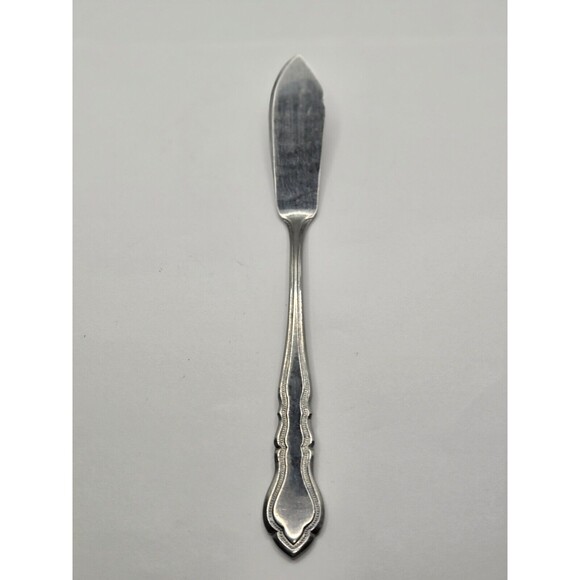 Reed & Barton CARRIAGE Stainless Rebacraft Select Glossy Flatware Butter Knife - Picture 1 of 10